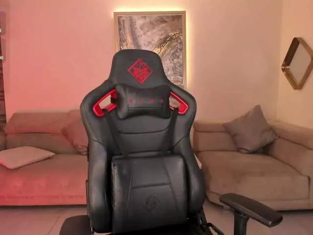 KylieeCooper on BongaCams 