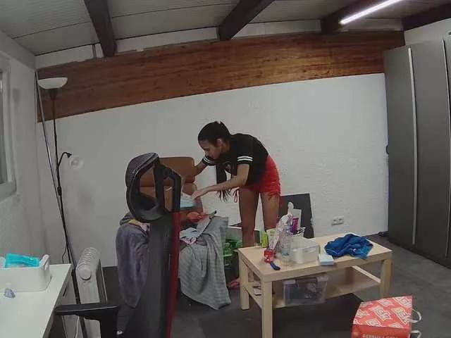 Laurishyness on BongaCams 