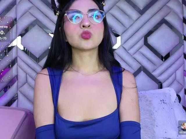 LennaBlair on BongaCams 