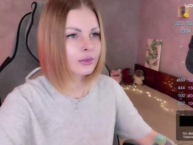 LiluDallass on BongaCams 