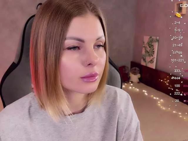 LiluDallass on BongaCams 