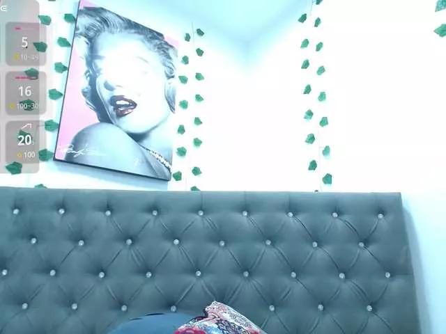lizzybarbie1 on BongaCams 