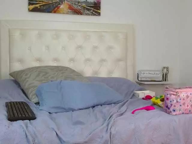 Lovely-Allison on BongaCams 
