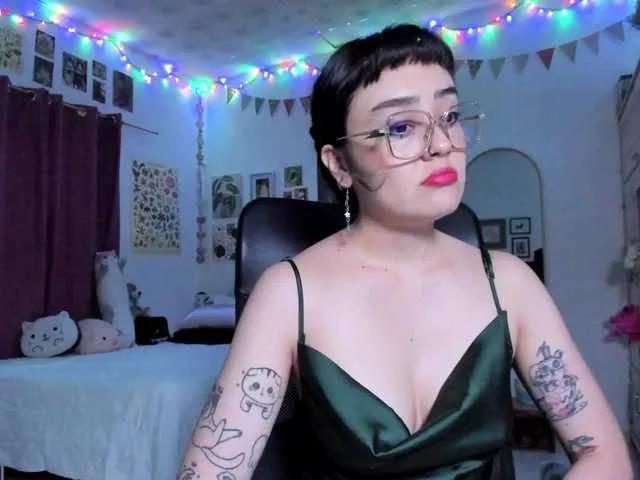 Luci--ana on BongaCams 