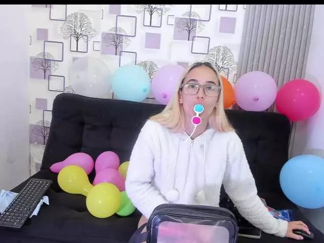 Mariam-Arango on BongaCams 