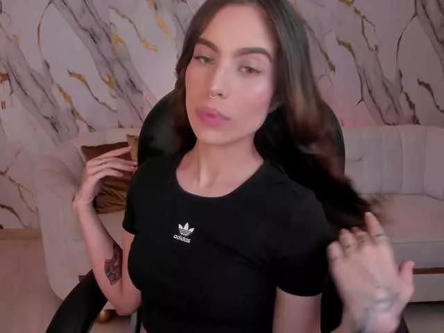 MarianneLane on BongaCams 