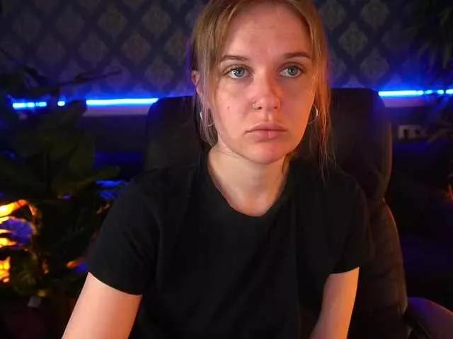 MaribelRiver on BongaCams 