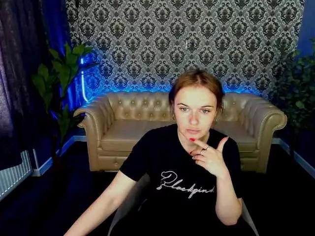 MaribelRiver on BongaCams 