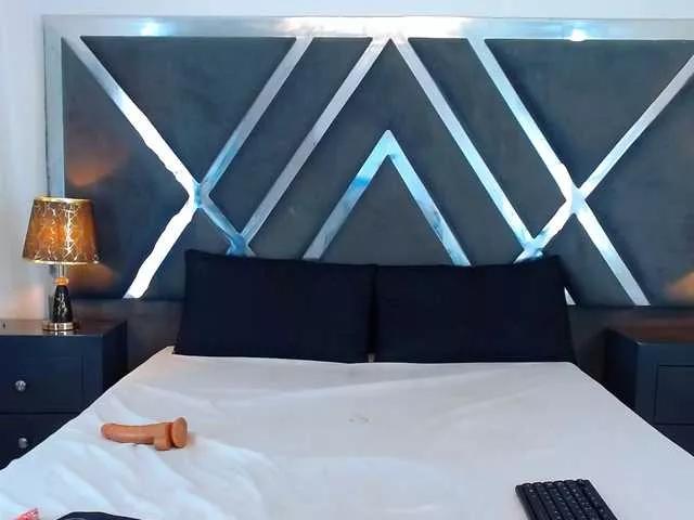 Maya-Baker on BongaCams 