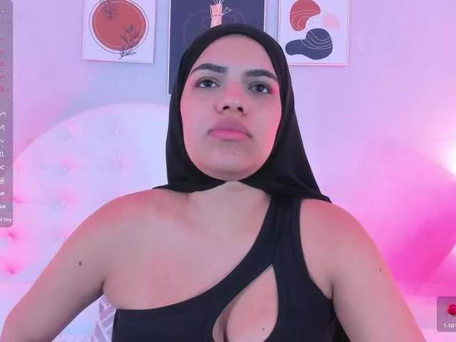 mhia-paris on BongaCams 