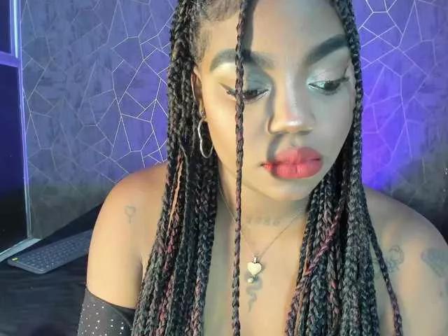 MiiaaCollins on BongaCams 
