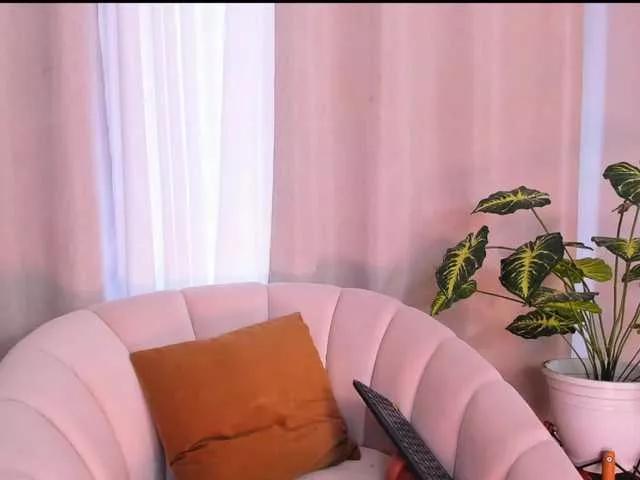 Milanna-smirnov on BongaCams 