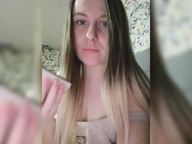 mintgirl on BongaCams 
