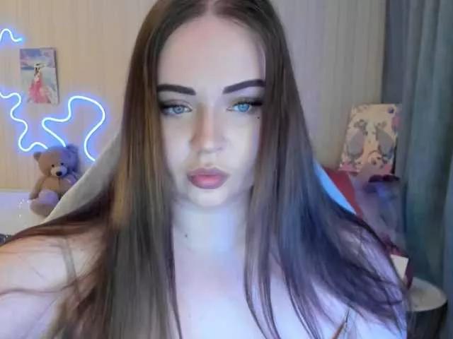 MishaLips on BongaCams 