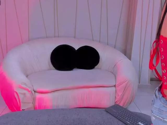 MyaRavachi on BongaCams 