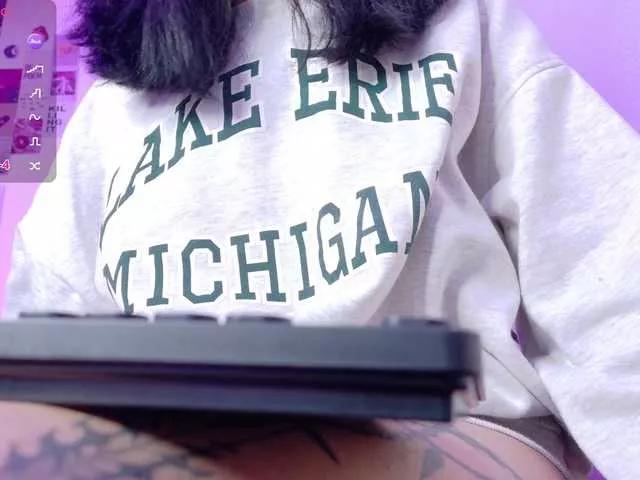 orchide-kitty on BongaCams 