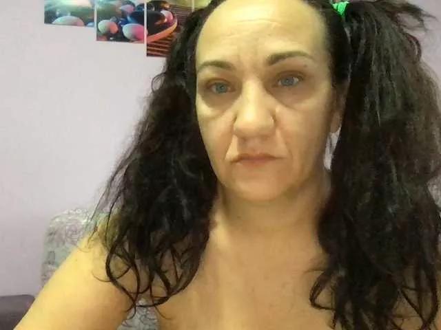 paula19801 on BongaCams 