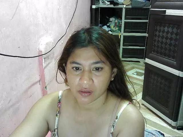 peenastyfame on BongaCams 