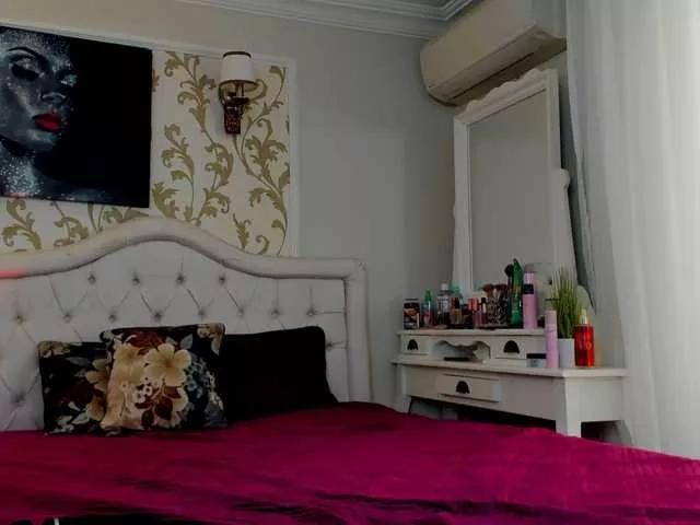 rosa-catalleya on BongaCams 
