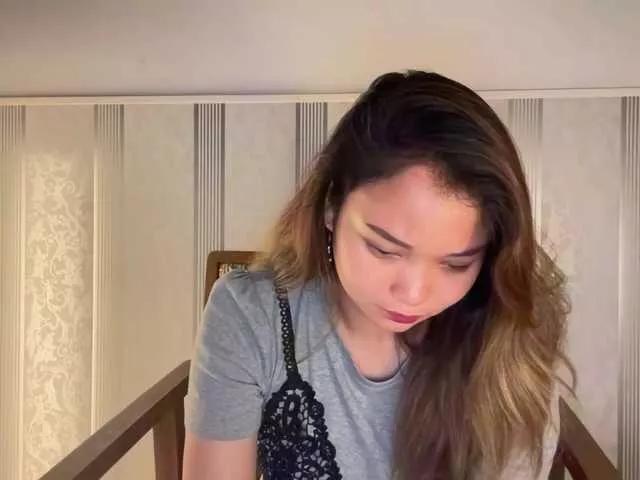 RozyBlack on BongaCams 