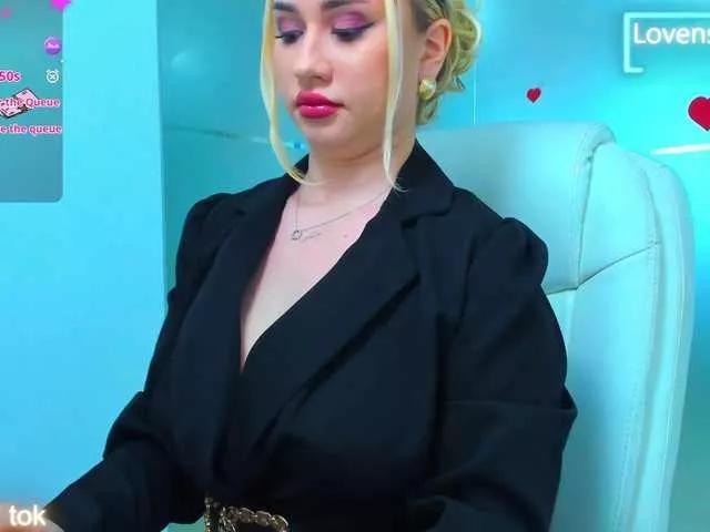 sassyqueen on BongaCams 