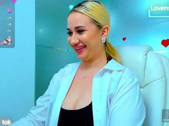 sassyqueen on BongaCams 