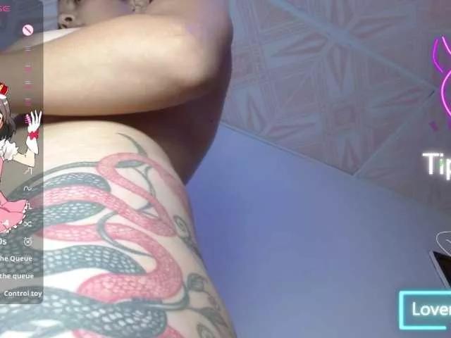 scarleth-snow on BongaCams 