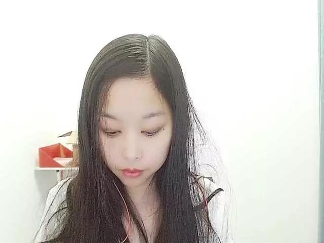 Selinababy99 on BongaCams 