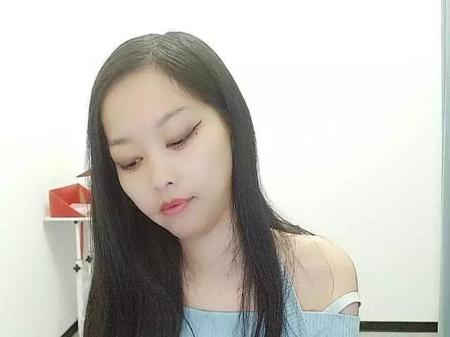 Selinababy99 on BongaCams 