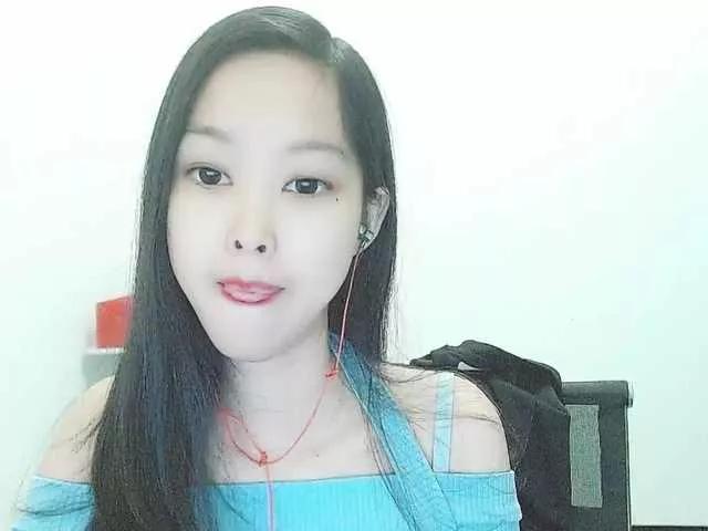 Selinababy99 on BongaCams 