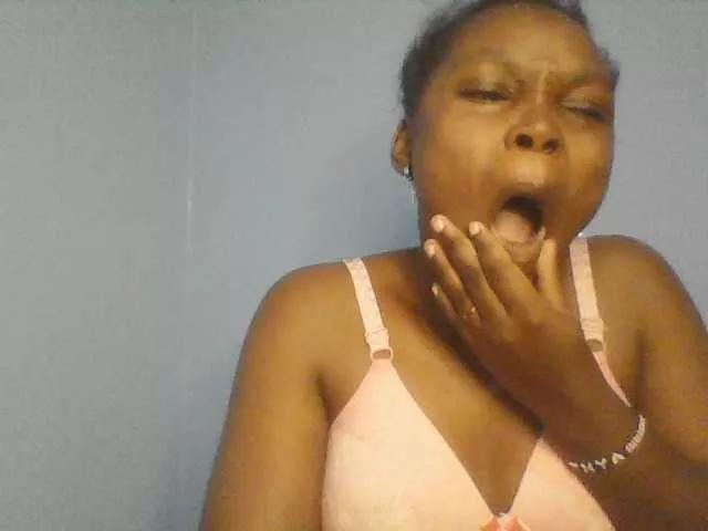 sexie-queen on BongaCams 