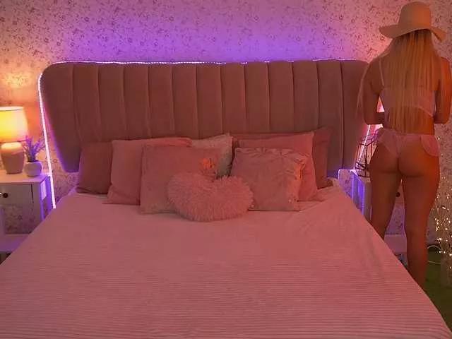 SexyIraa on BongaCams 
