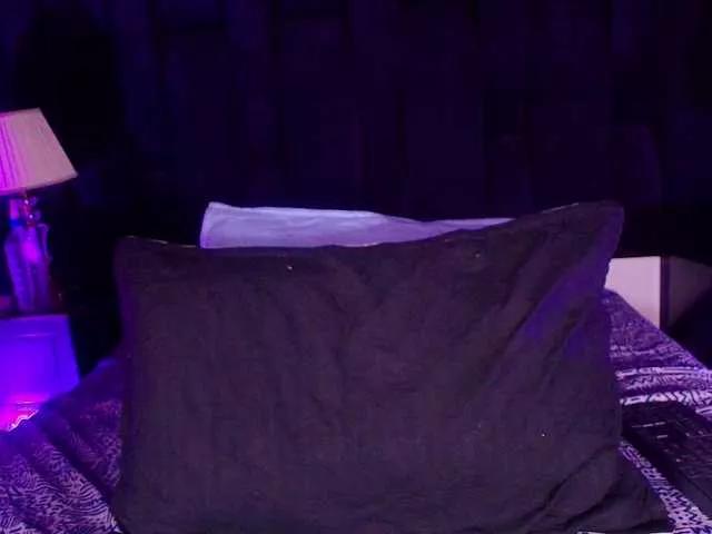 shels-loreds on BongaCams 