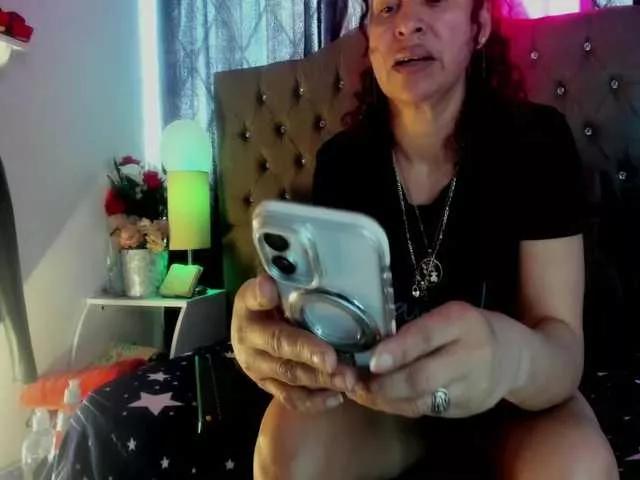 SheraMilf on BongaCams 