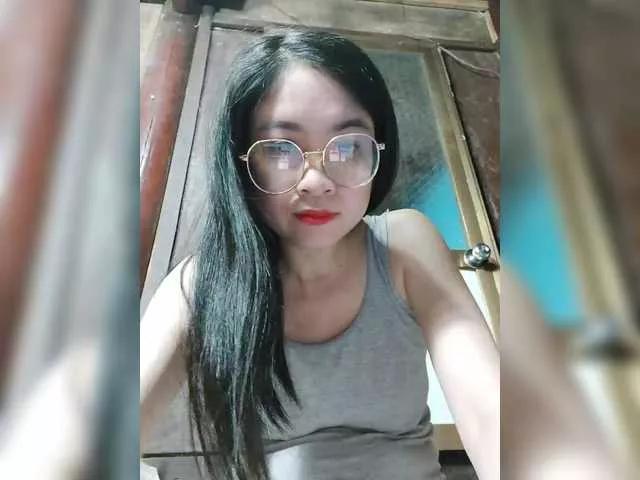 Singermom on BongaCams 
