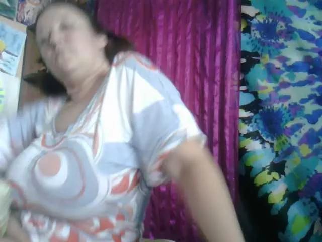 StacyMilk on BongaCams 