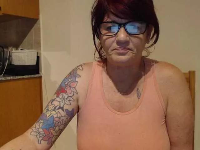 sweetdebbipie on BongaCams 