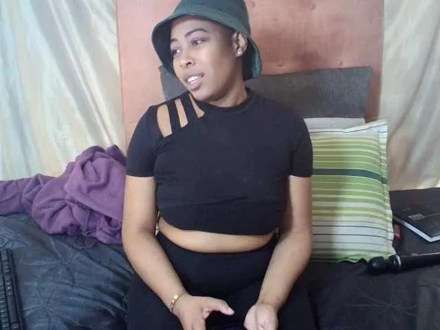 sweetprettyBxx on BongaCams 