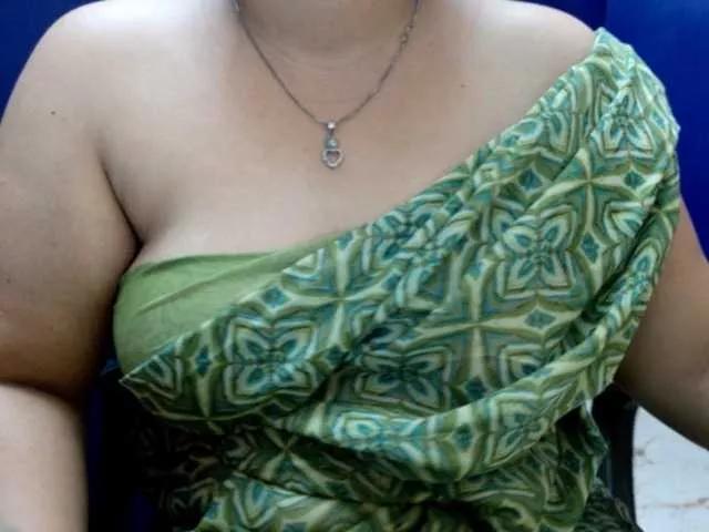 Tamilbabby2025 on BongaCams 