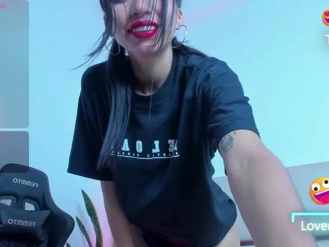 ThailyMaisson on BongaCams 
