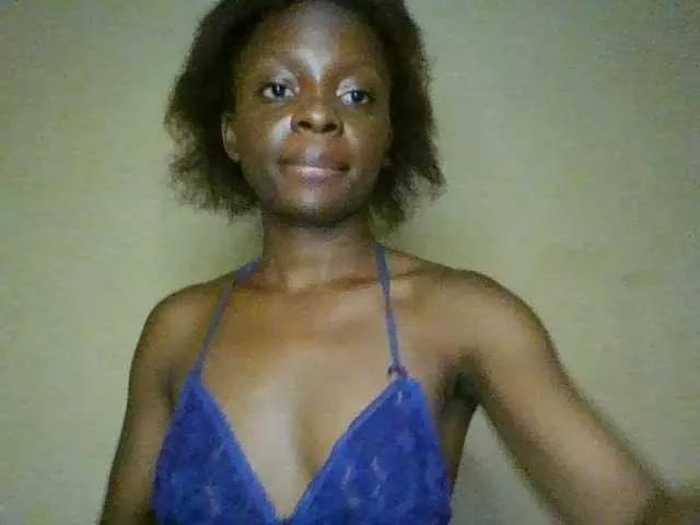 Xoxoteshy on BongaCams 