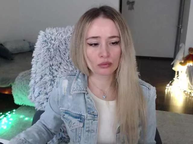 xyliganka777 on BongaCams 