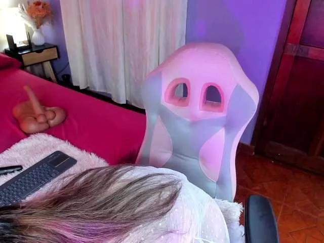 Yelena-mutiz on BongaCams 