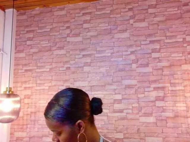 your-fav-ass on BongaCams 