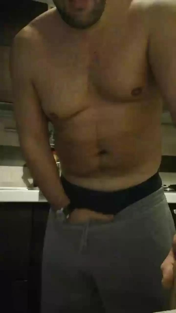 83moro83 on Cam4 