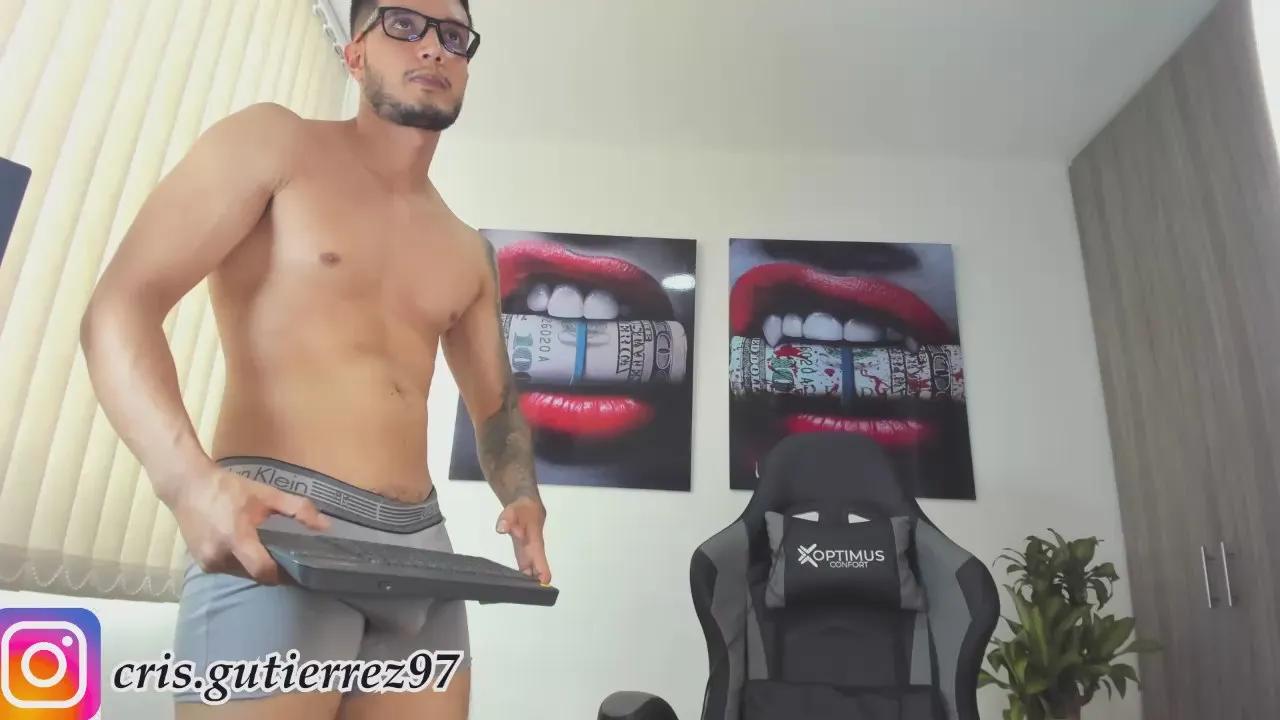 Offline _CBUM_ on Cam4