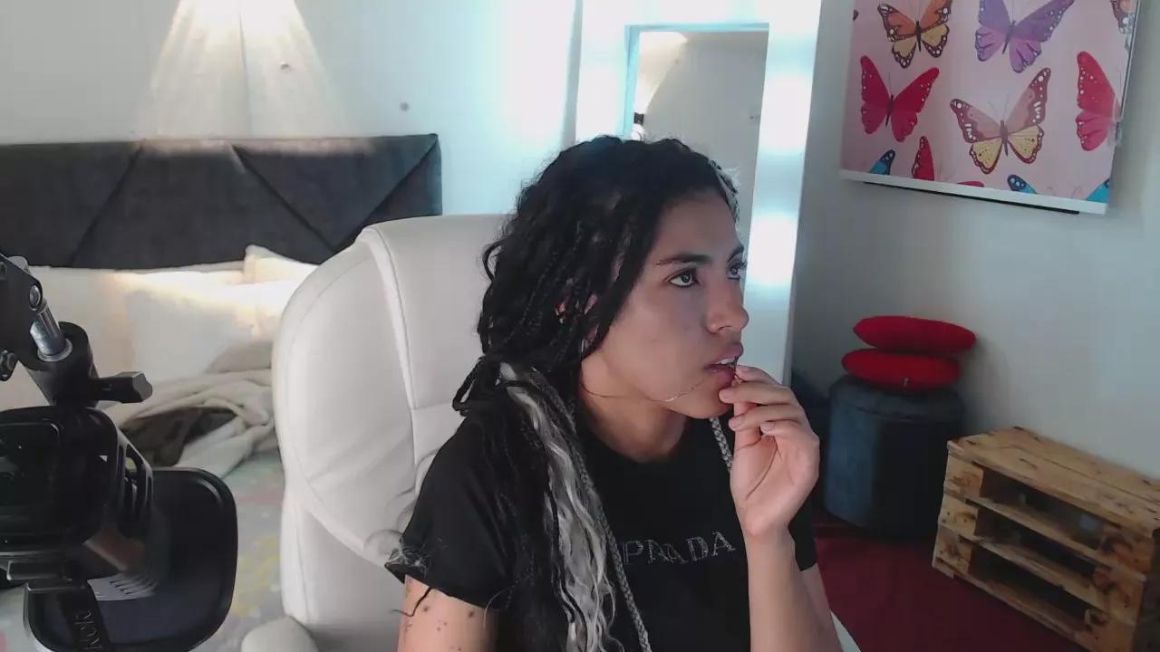 _lili_rose on Cam4 