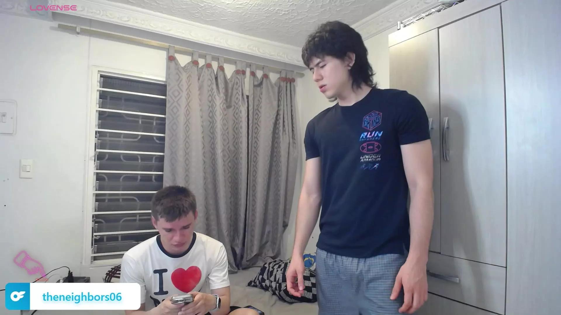 _the_neighbors on Cam4 