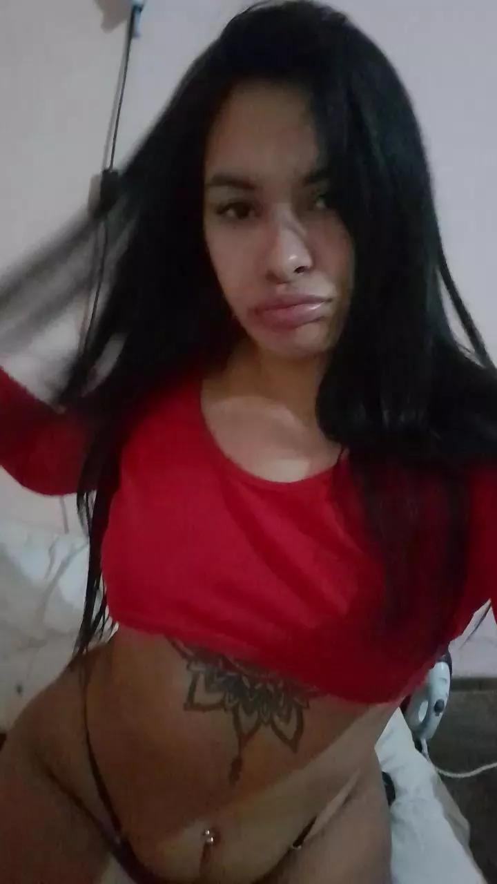 abril24_fun on Cam4 