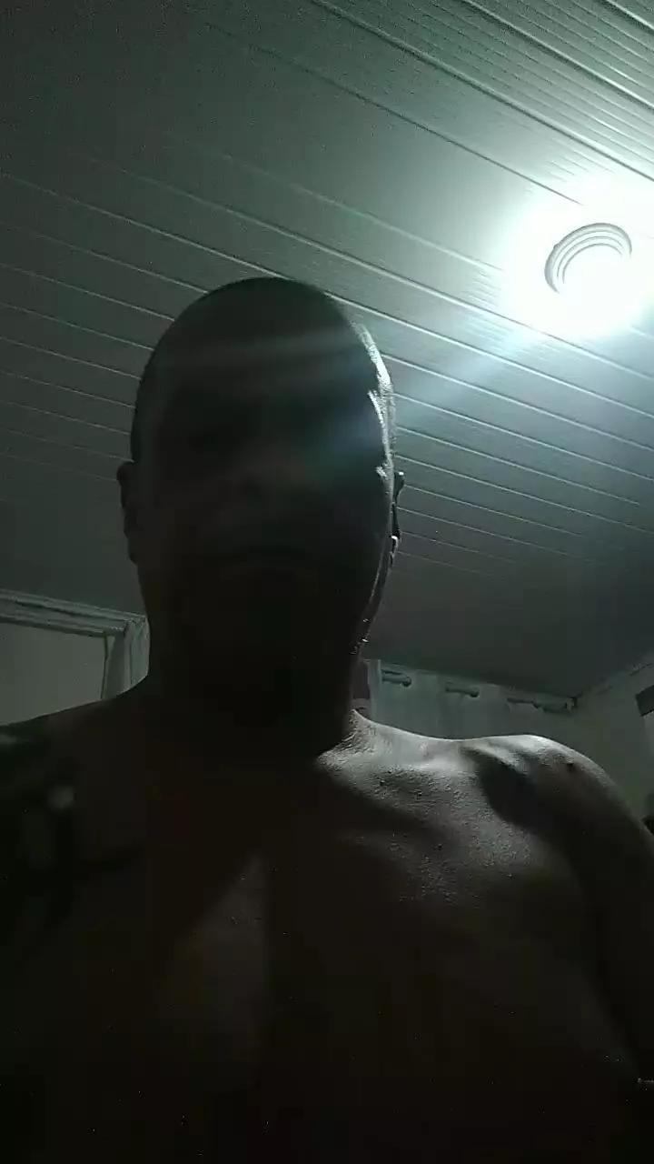 Adilson9000 on Cam4 